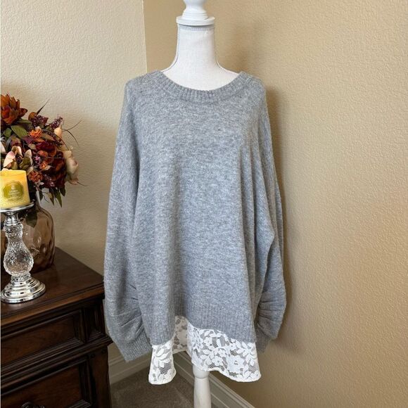 Torrid NWT Gray Lace Pullover Sweater Sz 3X - Picture 3 of 5